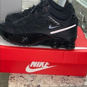Nike air max shox black men size 8 enigma